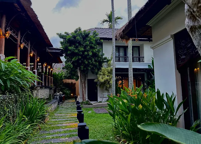 Mai Hotel 5*